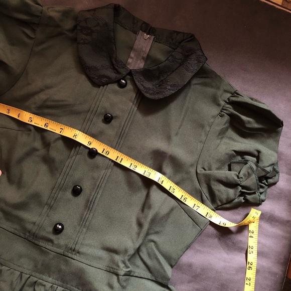 JAPAN DISNEY HAUNTED MANSION MAID DRESS COSTUME - Picture 9 of 10